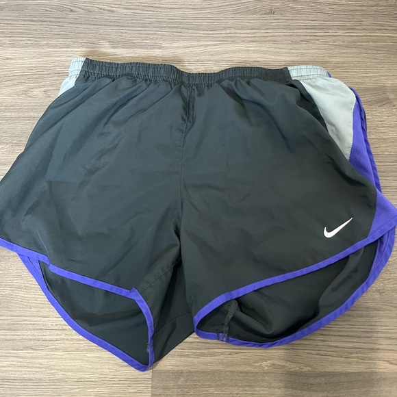 Nike Dri-Fit Shorts - Picture 1 of 3